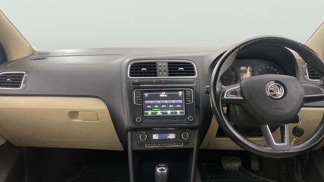 View Skoda Rapid Image 17 Used Skoda Rapid Image 17