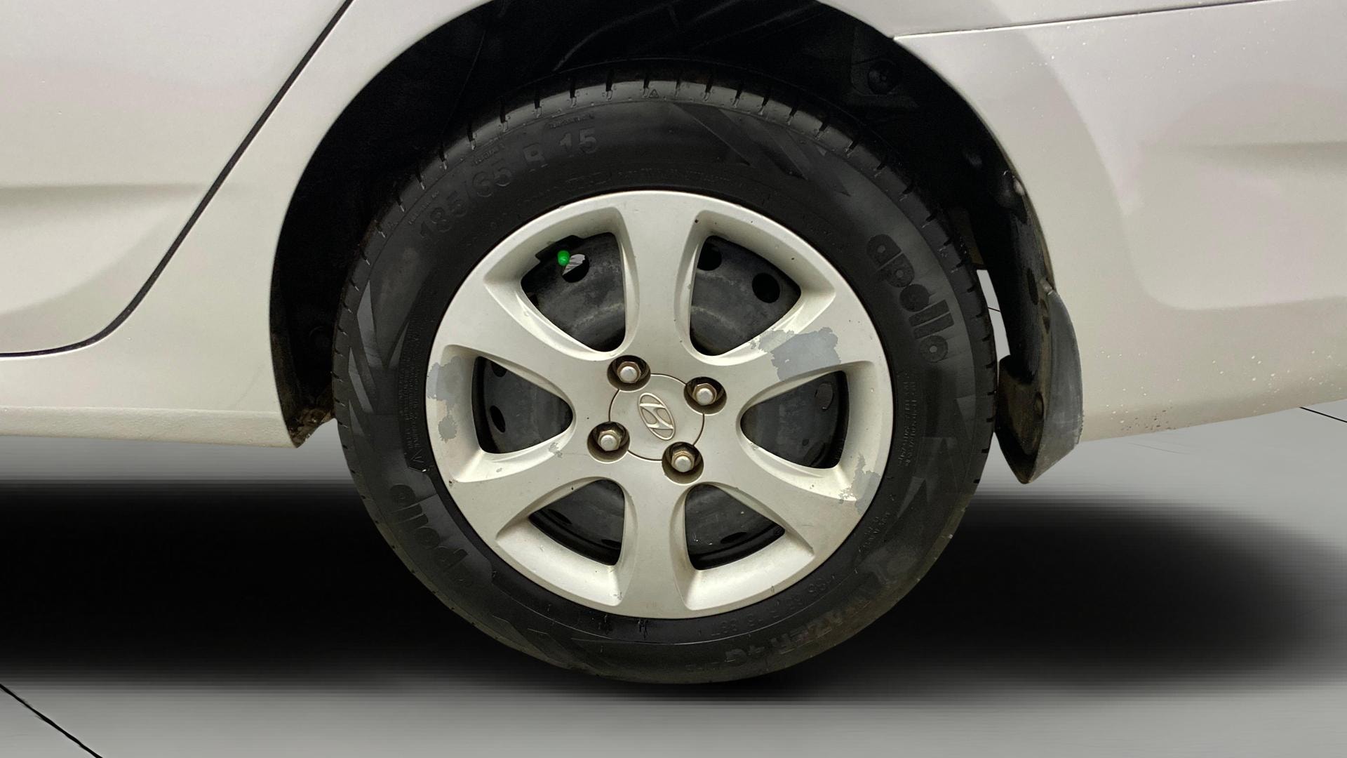 View 2013 Hyundai Fluidic Verna 1.6 CRDI EX Image 11 Used 2013 Hyundai Fluidic Verna 1.6 CRDI EX Image 11