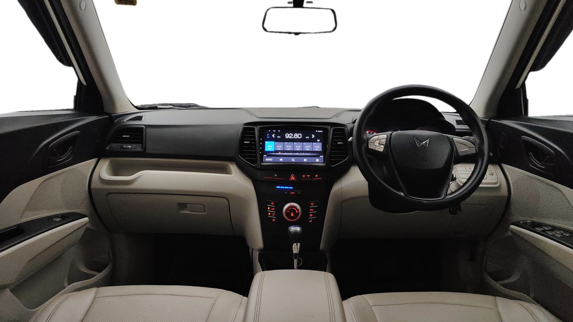 Used 2023 Mahindra XUV300 Used 2023 Mahindra XUV300