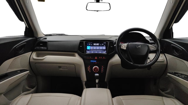 View Mahindra XUV300 Image 15 Used Mahindra XUV300 Image 15