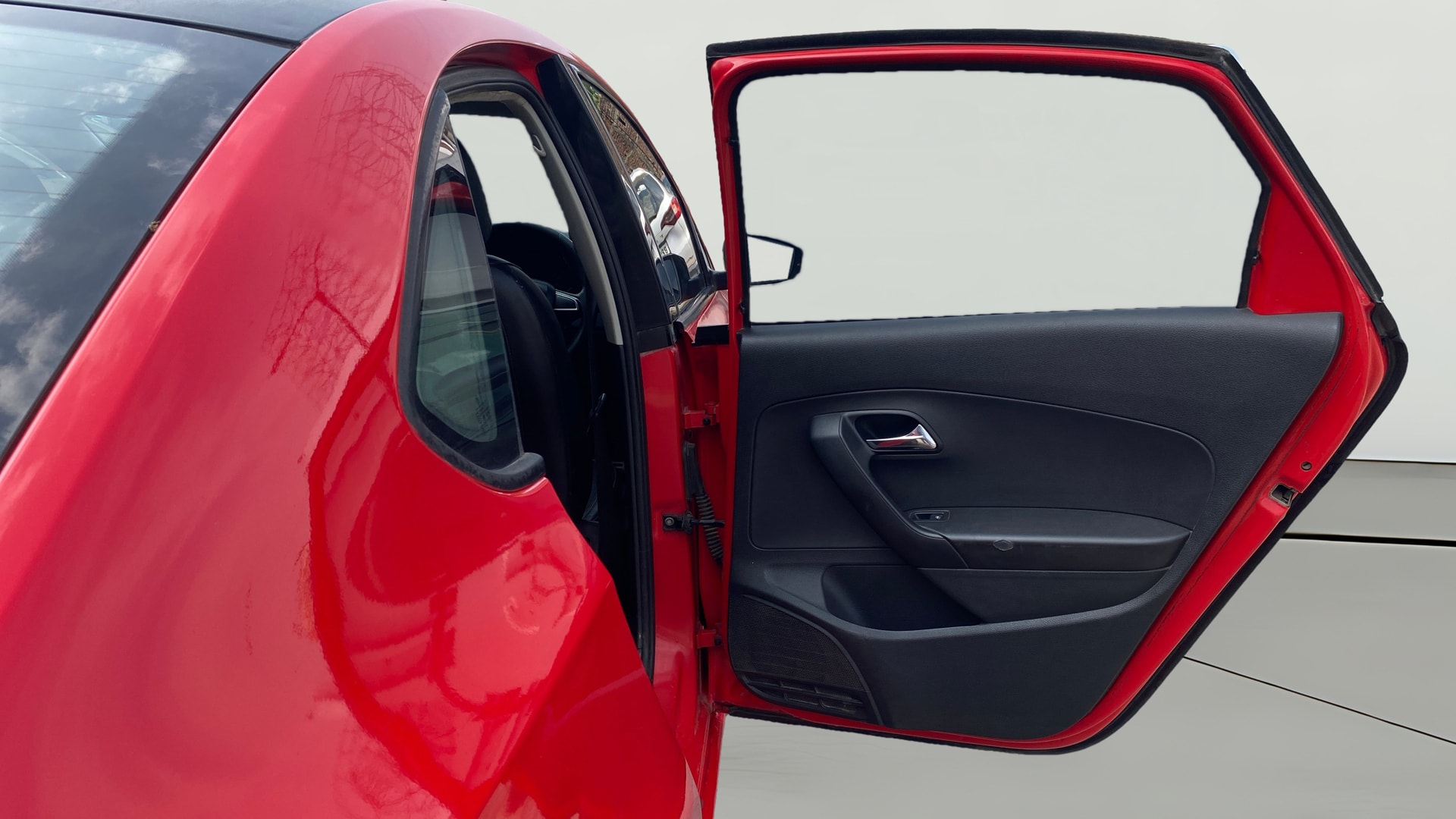 View 2018 Skoda Rapid 1.5 TDI CR Style AT BS IV Image 7 Used 2018 Skoda Rapid 1.5 TDI CR Style AT BS IV Image 7