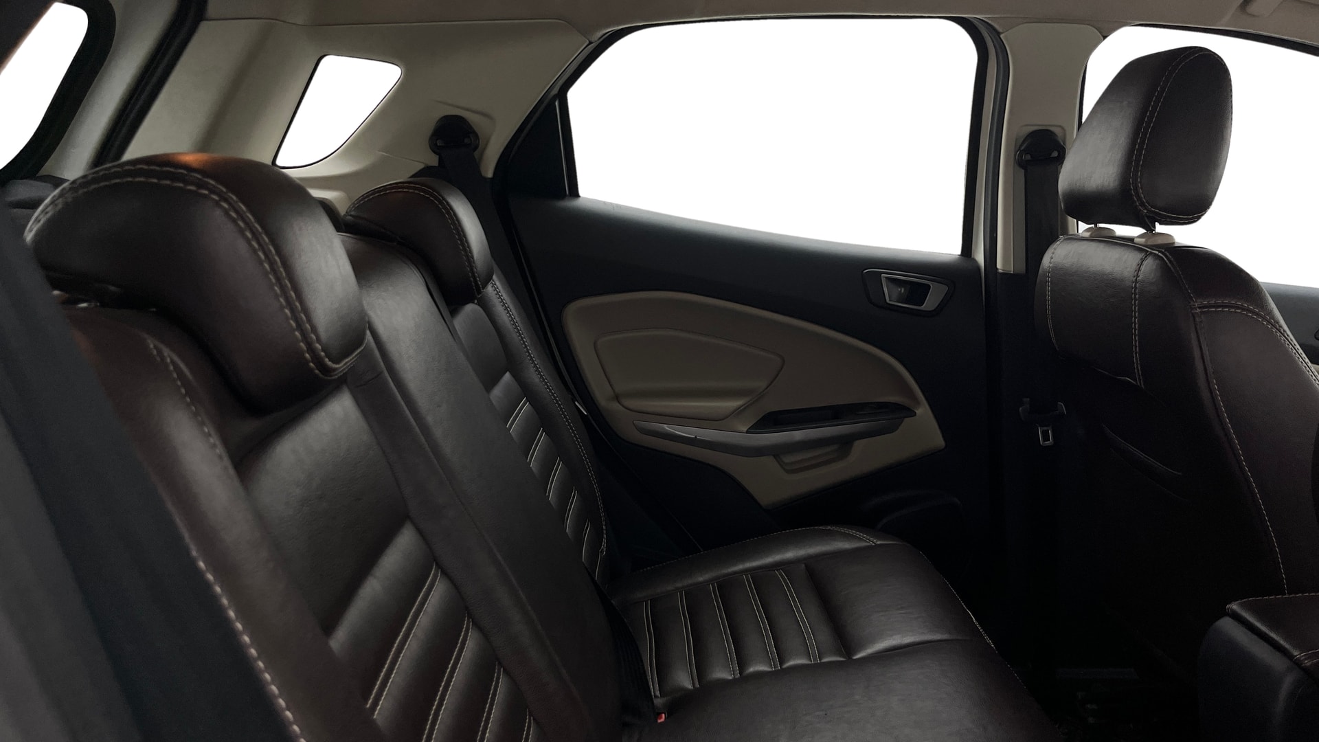 View 2020 Ford EcoSport 1.5 TDCi Diesel Ambiente BS IV Image 36 Used 2020 Ford EcoSport 1.5 TDCi Diesel Ambiente BS IV Image 36