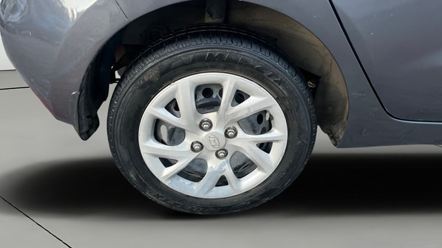 View Hyundai Grand i10 Image 24 Used Hyundai Grand i10 Image 24