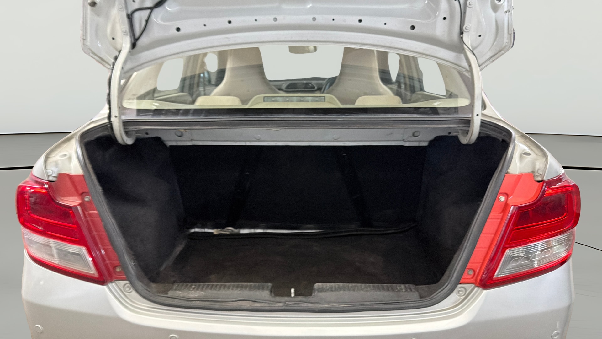View 2018 Maruti Suzuki 1000 Base Variant Image 36 Used 2018 Maruti Suzuki 1000 Base Variant Image 36