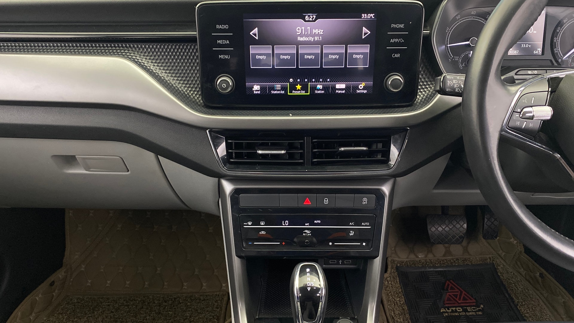 View 2023 Skoda Kushaq Ambition 1.0 TSI AT Image 18 Used 2023 Skoda Kushaq Ambition 1.0 TSI AT Image 18