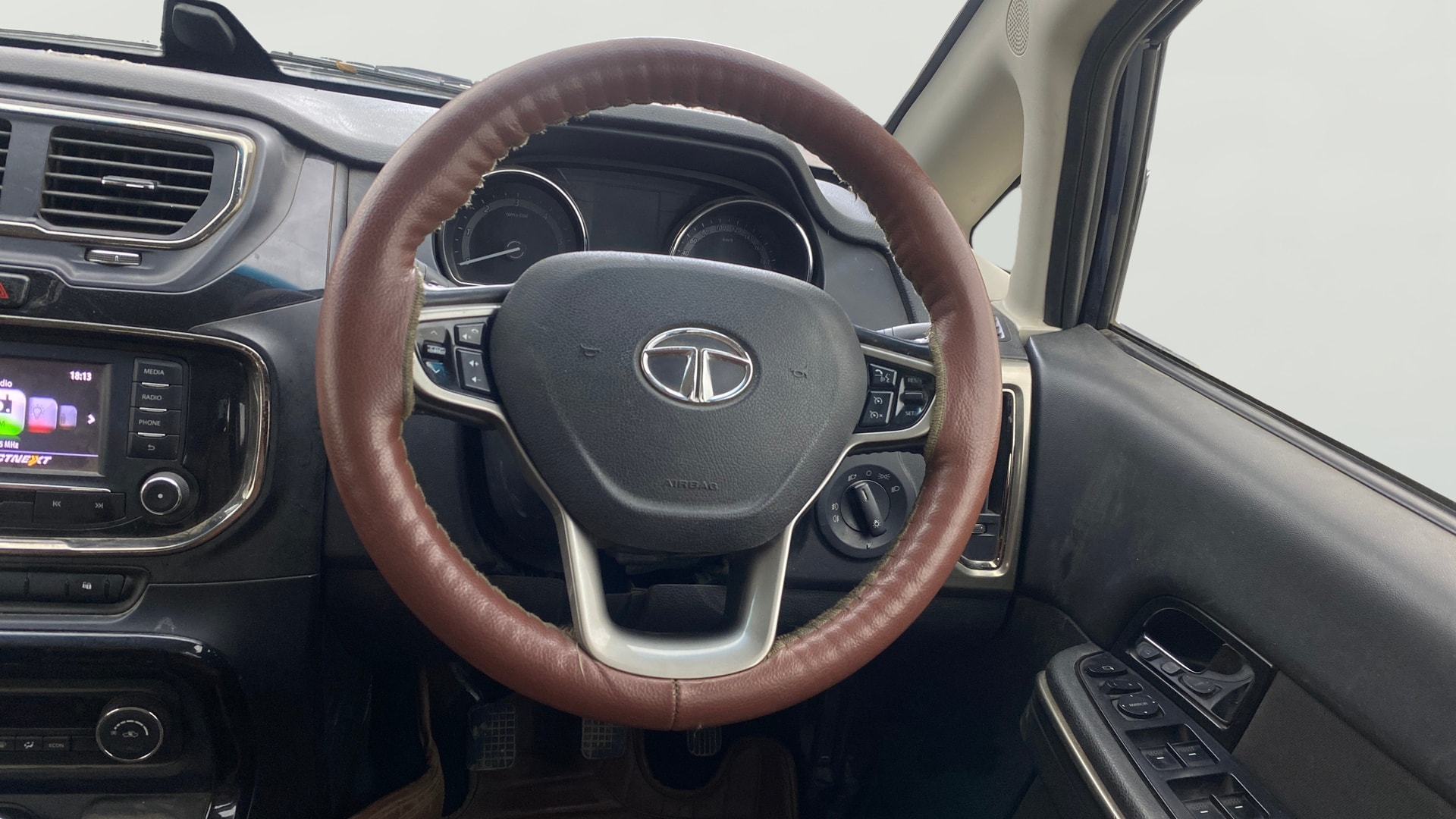 Used 2019 Tata Hexa Used 2019 Tata Hexa