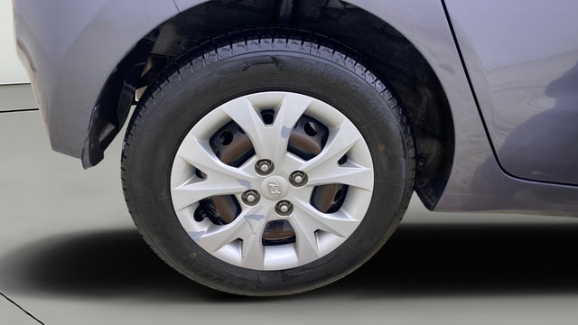 View Hyundai Grand i10 Image 23 Used Hyundai Grand i10 Image 23