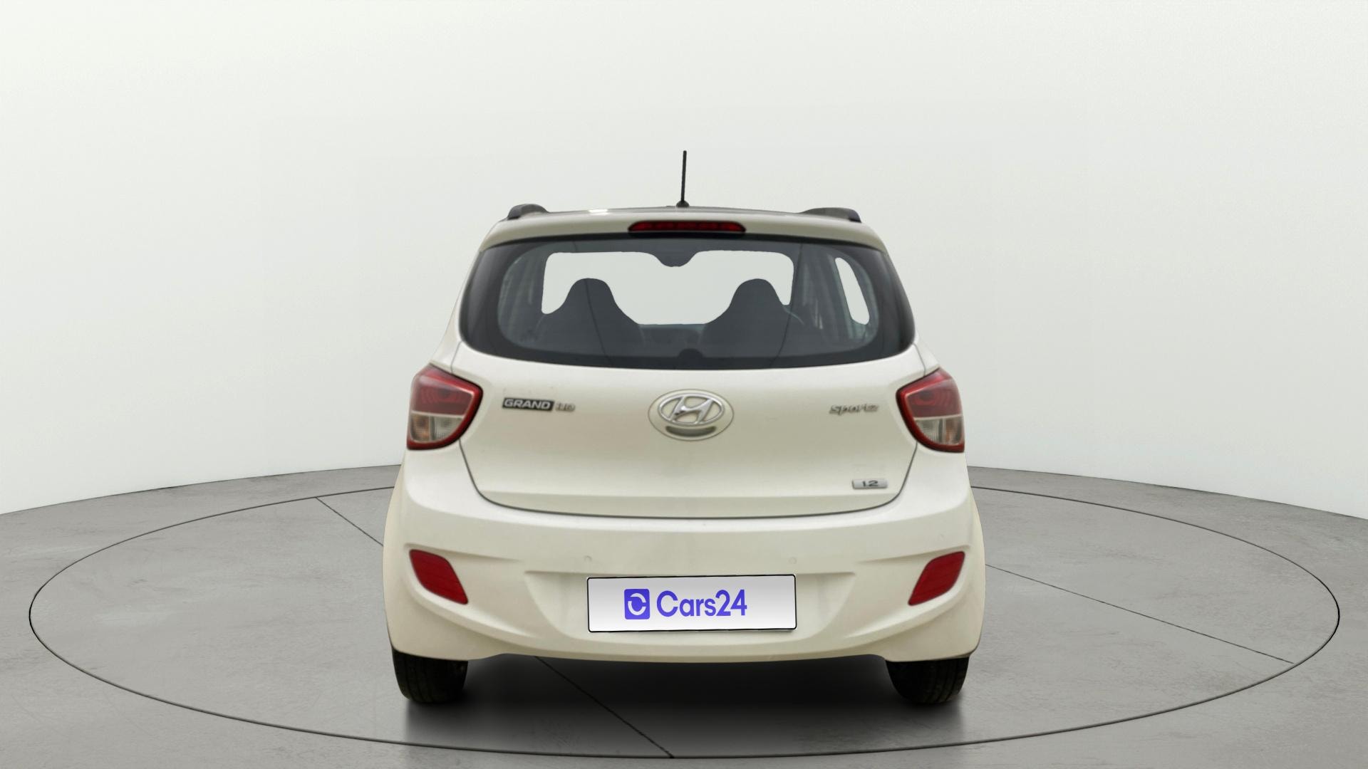 View 2015 Hyundai Grand i10 Sportz 1.2 Kappa Image 39 Used 2015 Hyundai Grand i10 Sportz 1.2 Kappa Image 39