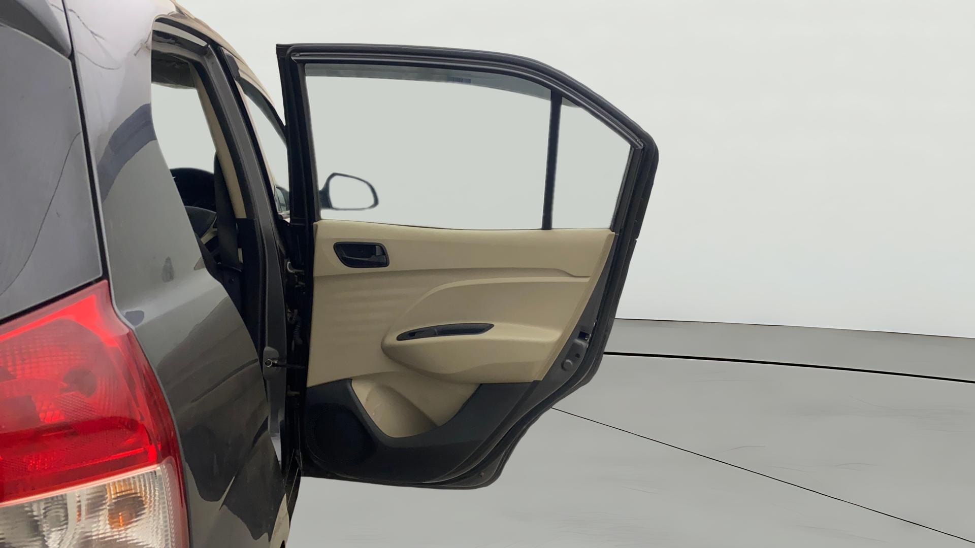 View 2022 Hyundai New Santro D-Lite Petrol Image 5 Used 2022 Hyundai New Santro D-Lite Petrol Image 5