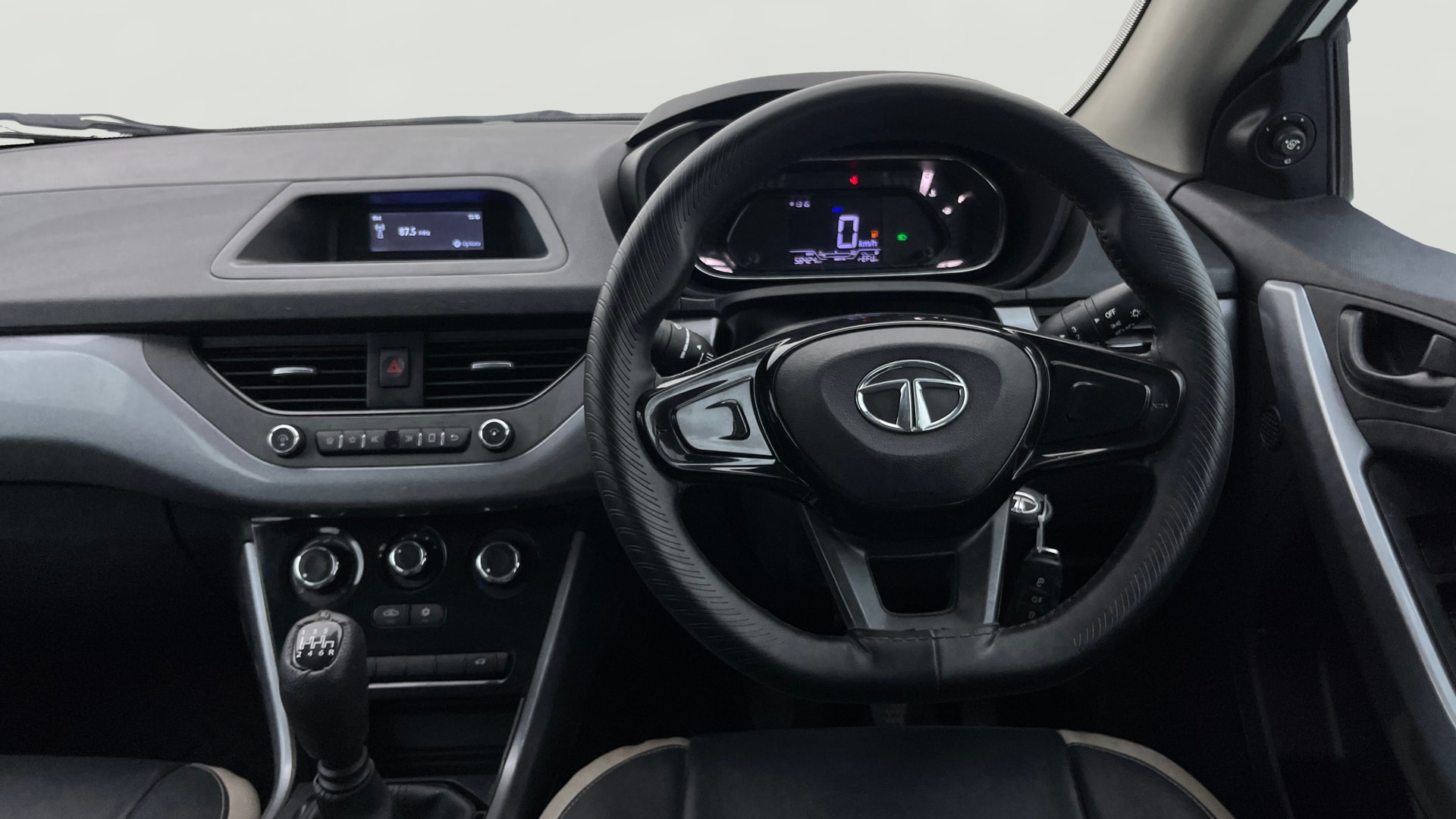 View 2020 Tata Nexon Revotron XM Image 20 Used 2020 Tata Nexon Revotron XM Image 20