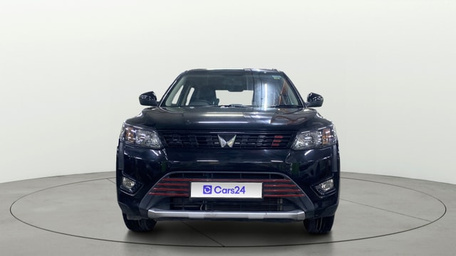 View Mahindra XUV300 Image 1 Used Mahindra XUV300 Image 1