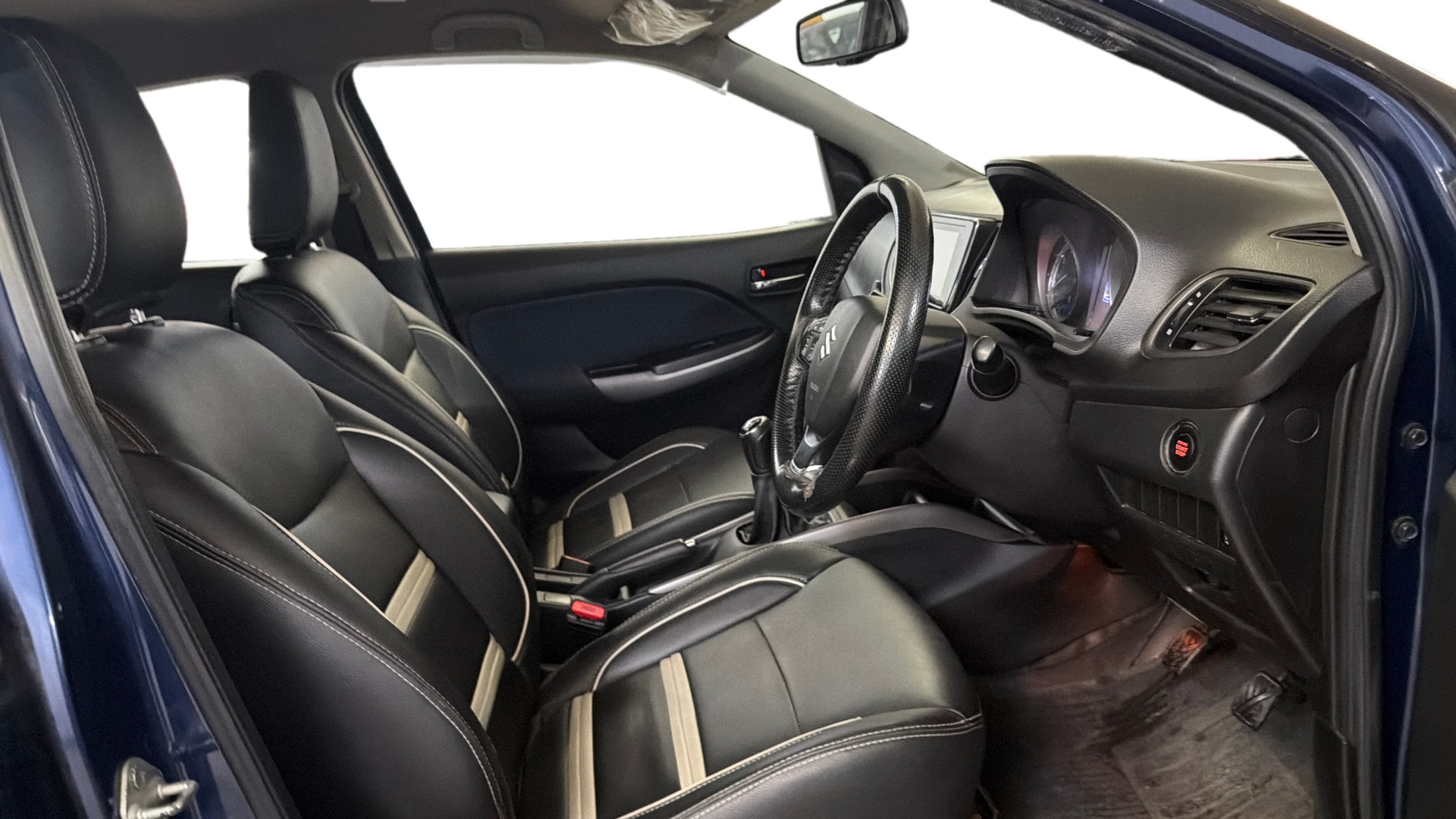 View 2020 Maruti Suzuki 1000 Base Variant Image 26 Used 2020 Maruti Suzuki 1000 Base Variant Image 26