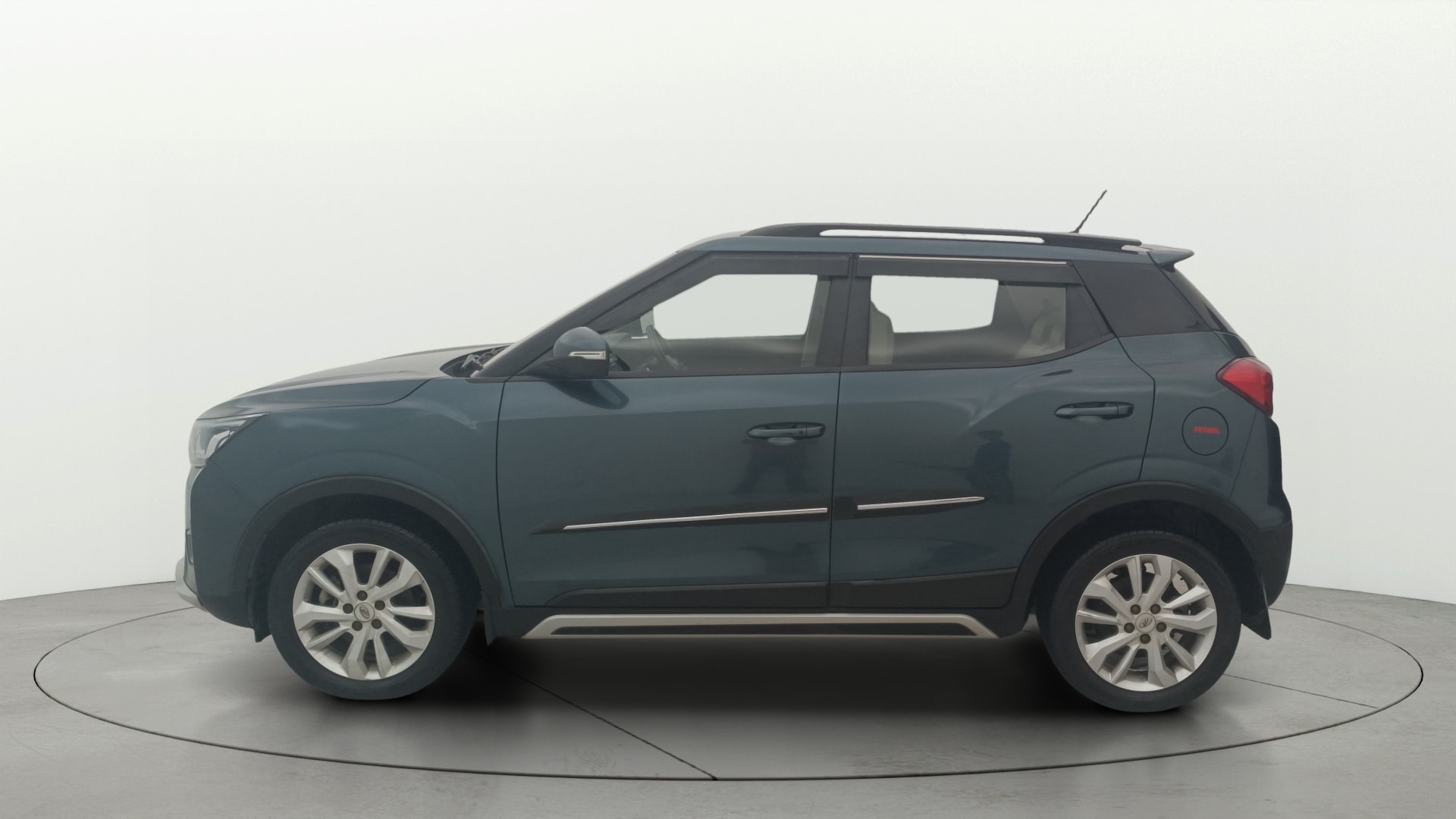 Used 2020 Mahindra XUV300 Used 2020 Mahindra XUV300