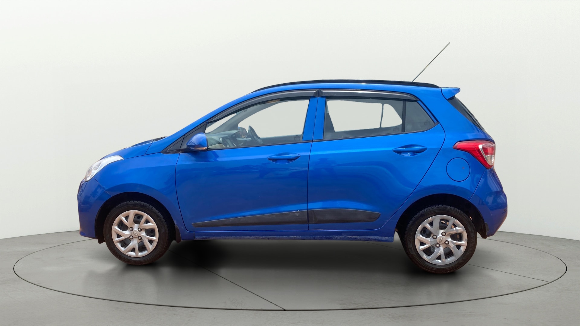View 2019 Hyundai Grand i10 Sportz 1.2 Kappa Image 5 Used 2019 Hyundai Grand i10 Sportz 1.2 Kappa Image 5