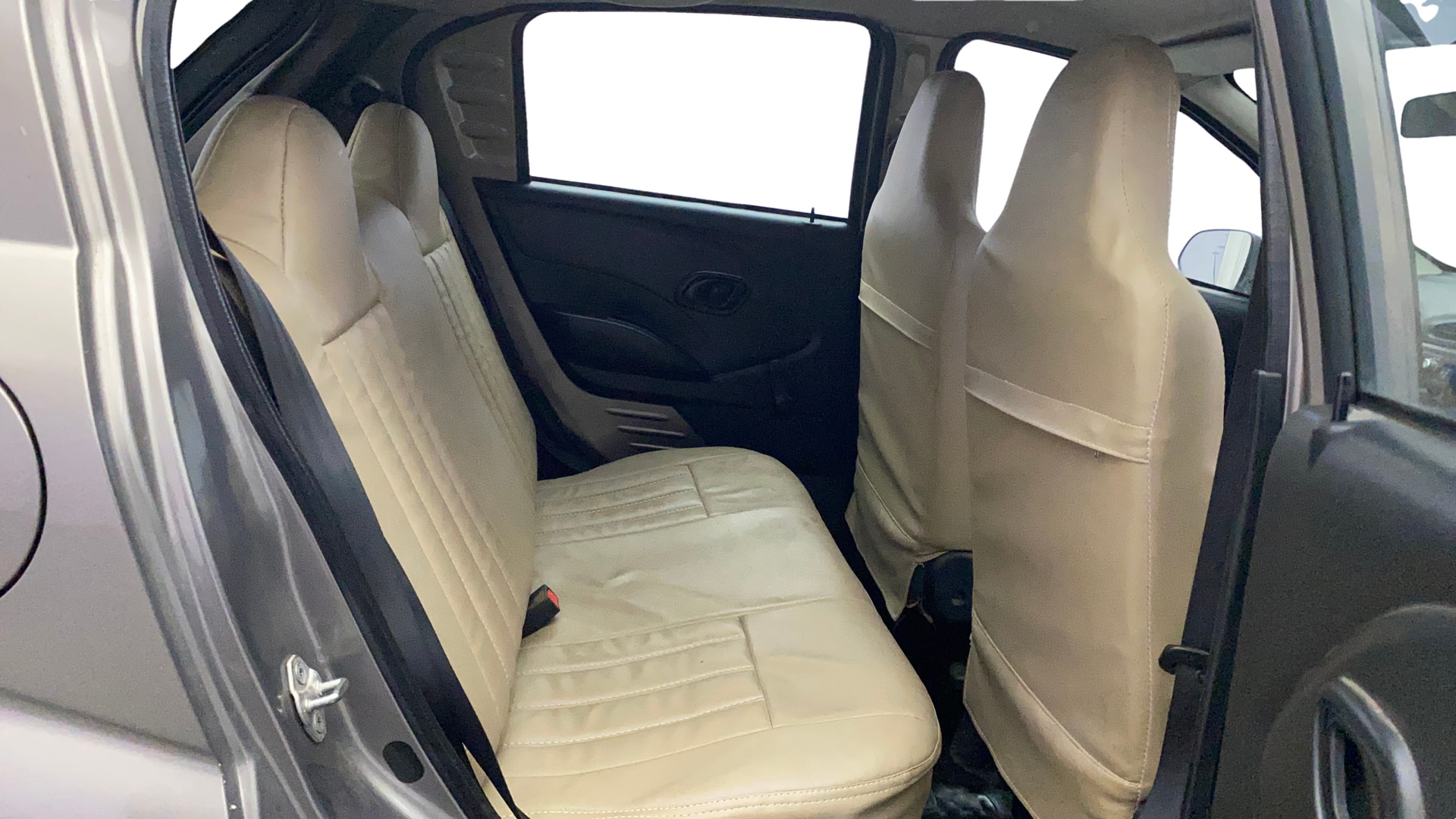 View 2018 Datsun Redi GO A Image 33 Used 2018 Datsun Redi GO A Image 33