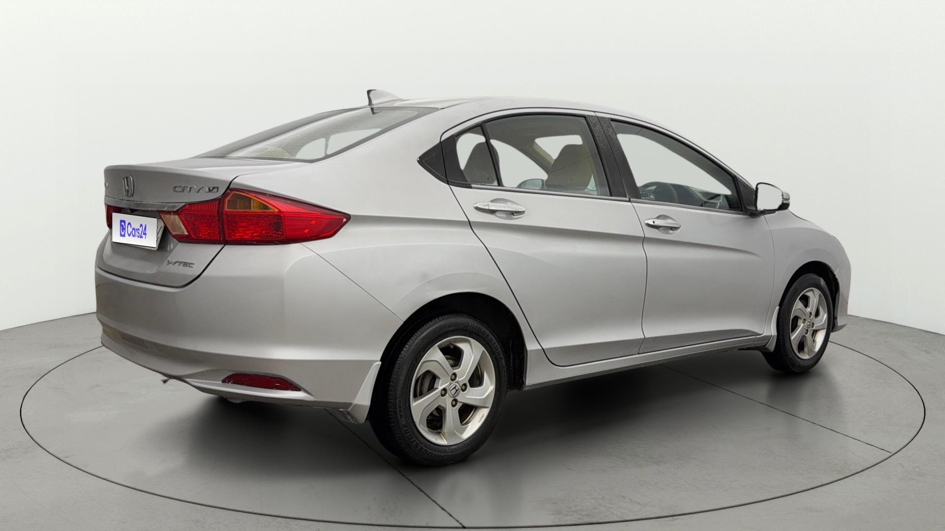 View 2015 Honda City ZX MT Diesel Anniversary Edition Image 44 Used 2015 Honda City ZX MT Diesel Anniversary Edition Image 44
