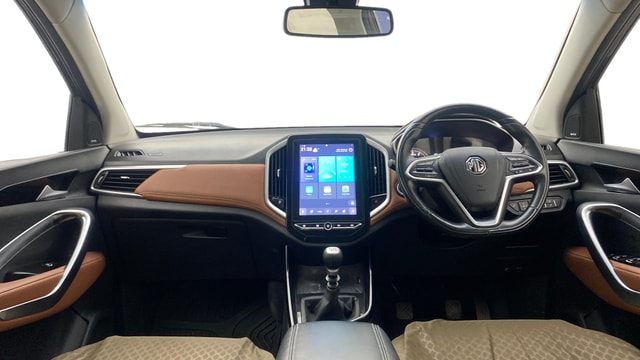 View MG Hector Plus Image 32 Used MG Hector Plus Image 32