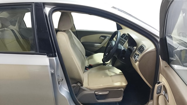 View Skoda Rapid Image 26 Used Skoda Rapid Image 26