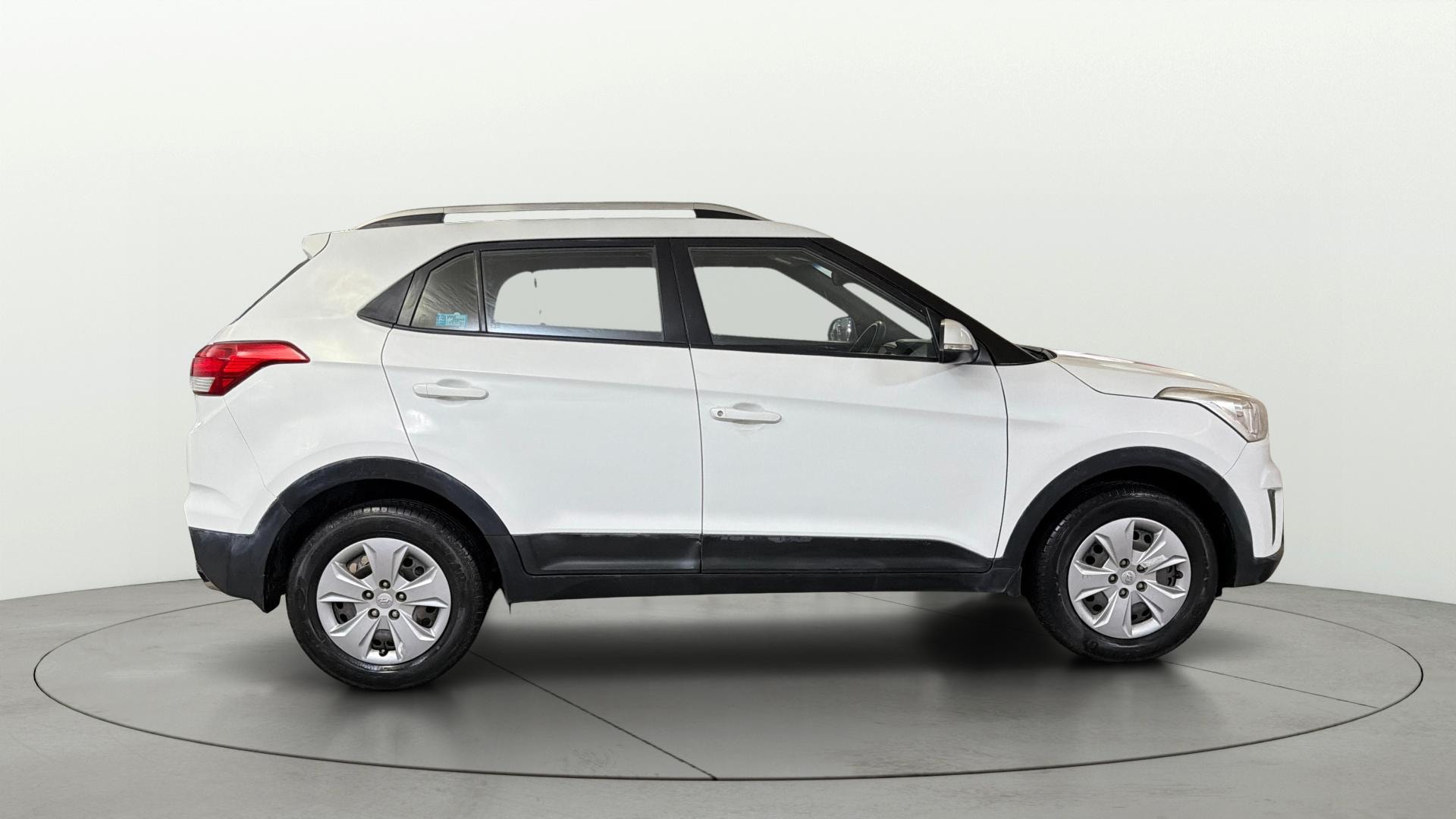 View 2017 Hyundai Creta 1.6 E Plus Petrol Image 8 Used 2017 Hyundai Creta 1.6 E Plus Petrol Image 8