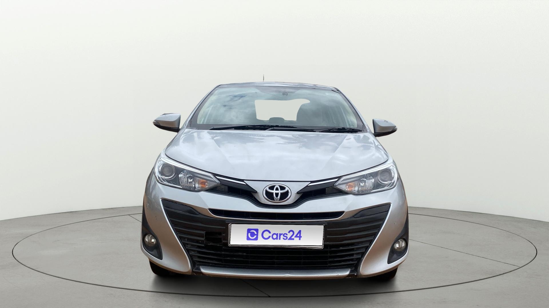 View 2019 Toyota Yaris V MT Image 1 Used 2019 Toyota Yaris V MT Image 1
