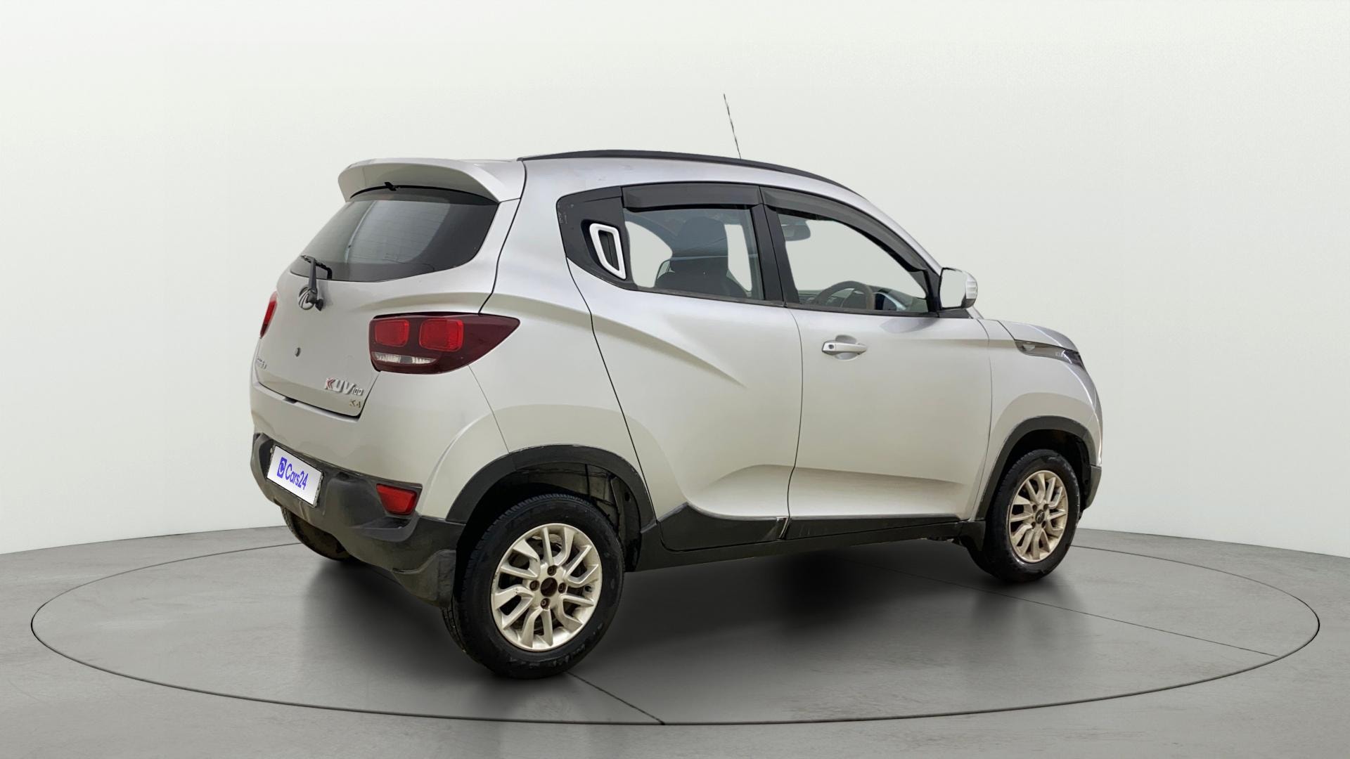 View 2016 Mahindra KUV100 K8 Petrol 5 Seater BS IV Image 41 Used 2016 Mahindra KUV100 K8 Petrol 5 Seater BS IV Image 41