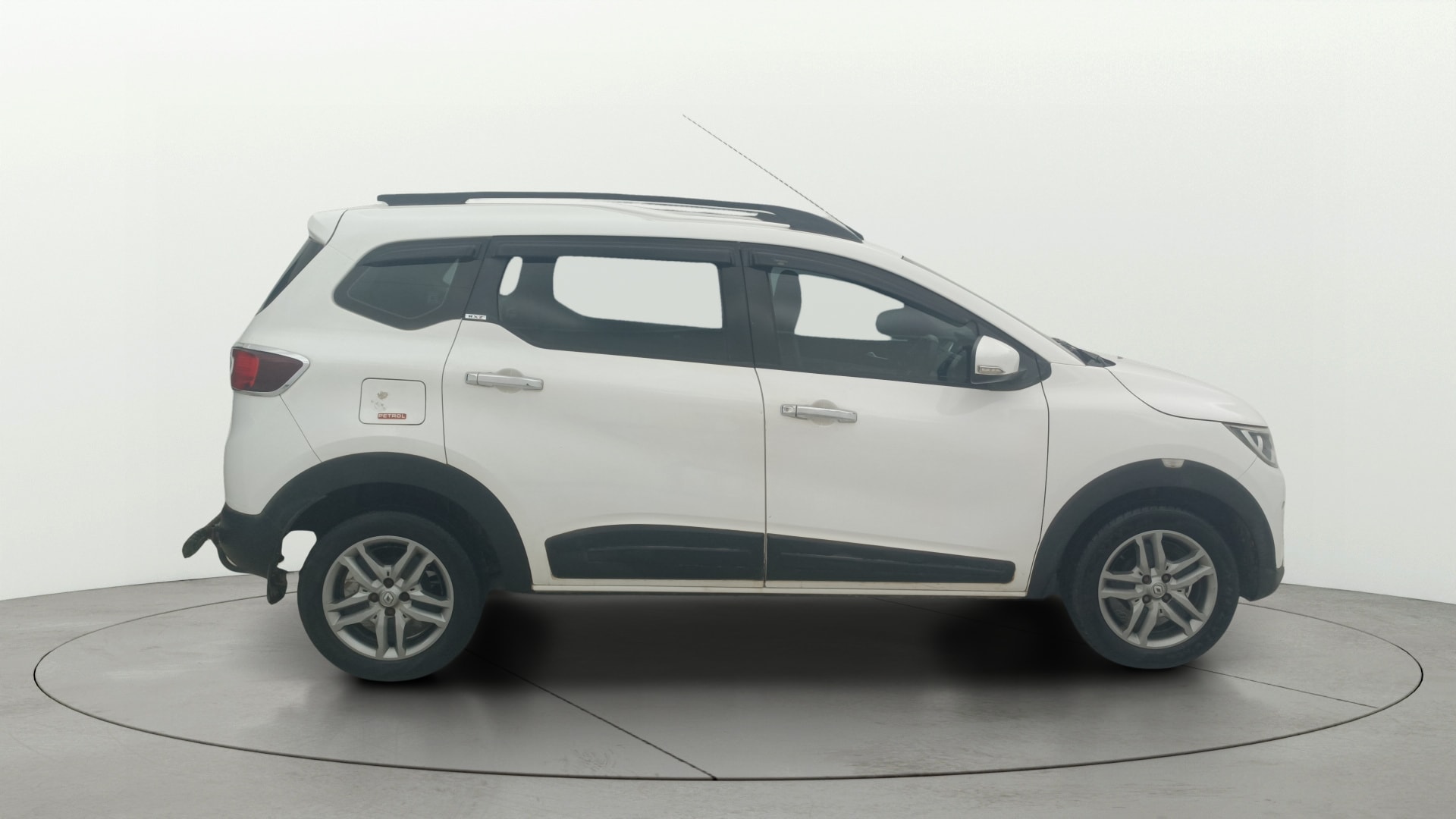 Used 2021 Renault Triber Used 2021 Renault Triber