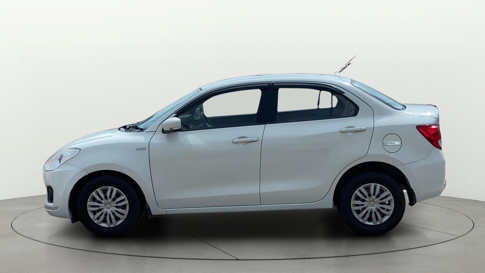 View 2019 Maruti Suzuki 1000 Base Variant Image 5 Used 2019 Maruti Suzuki 1000 Base Variant Image 5