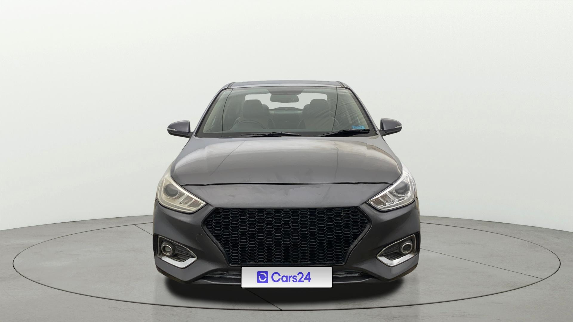 View 2018 Hyundai Verna 1.6 VTVT SX (O) Image 1 Used 2018 Hyundai Verna 1.6 VTVT SX (O) Image 1