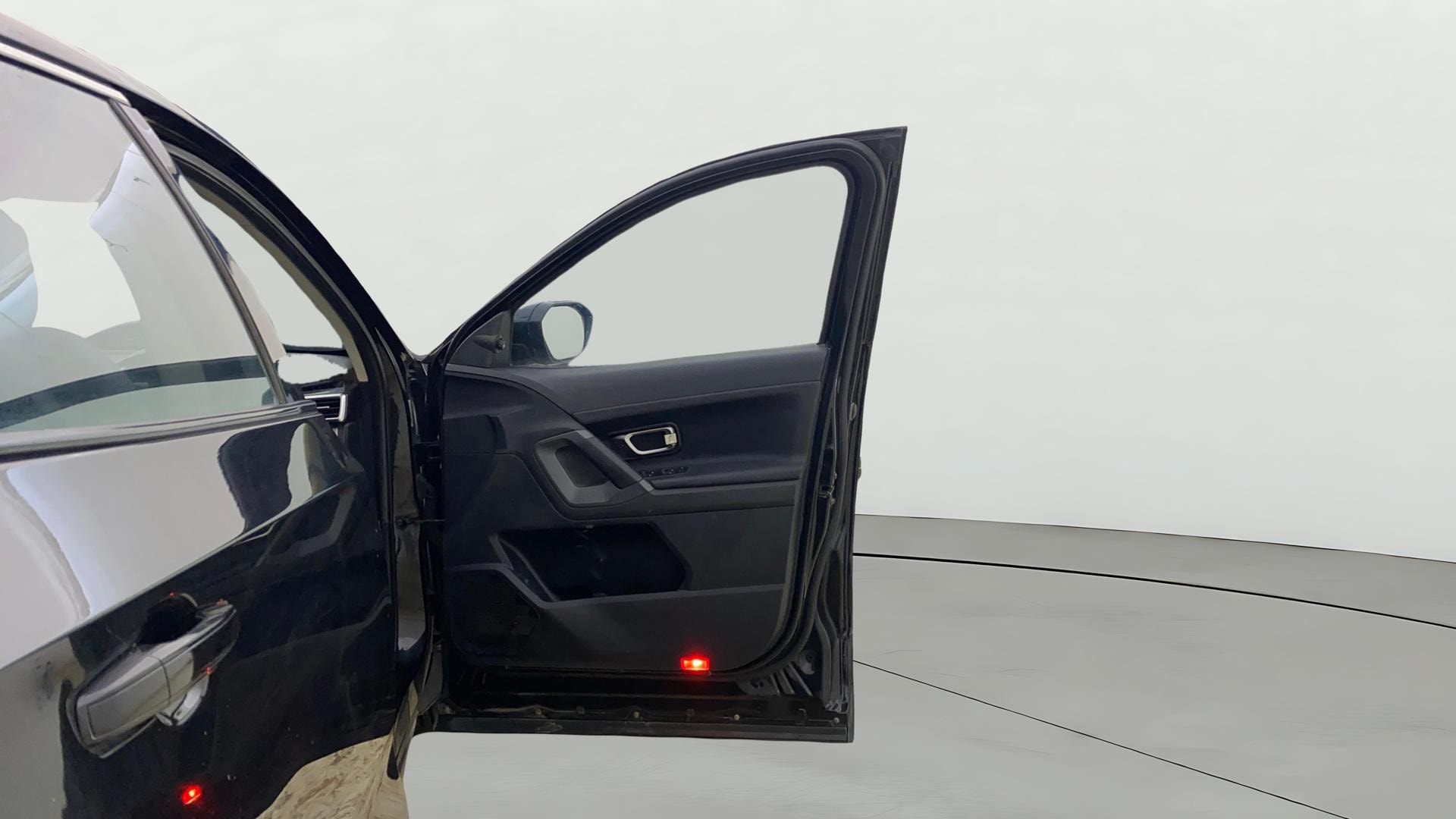 View 2020 Tata Harrier XE Image 48 Used 2020 Tata Harrier XE Image 48