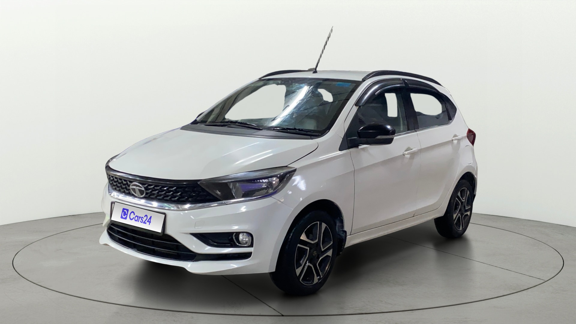 View 2021 Tata Tiago Revotorq XB Image 35 Used 2021 Tata Tiago Revotorq XB Image 35