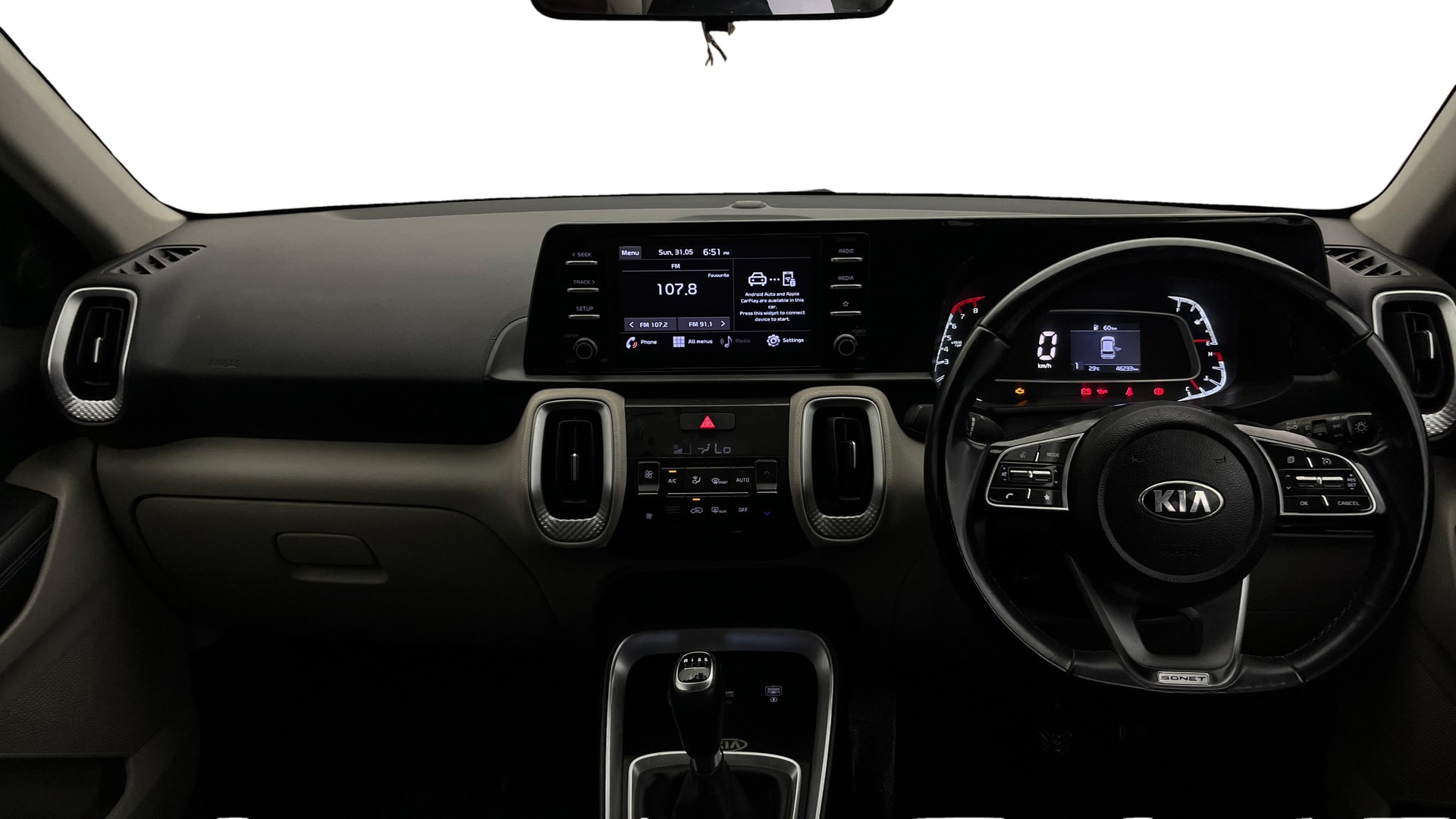 View 2020 Kia Sonet HTX iMT Petrol Image 30 Used 2020 Kia Sonet HTX iMT Petrol Image 30