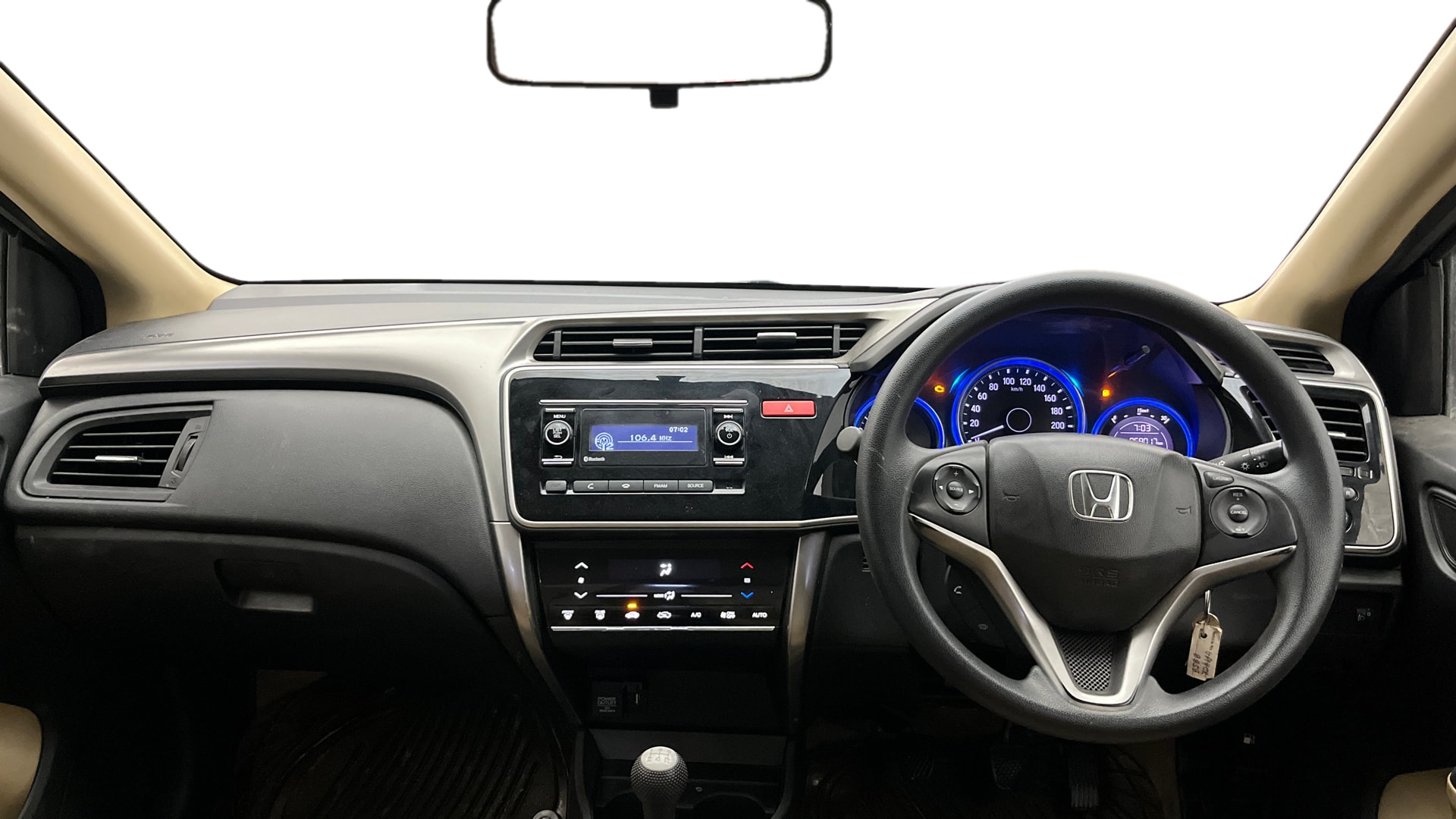 View 2014 Honda City ZX MT Diesel Anniversary Edition Image 29 Used 2014 Honda City ZX MT Diesel Anniversary Edition Image 29