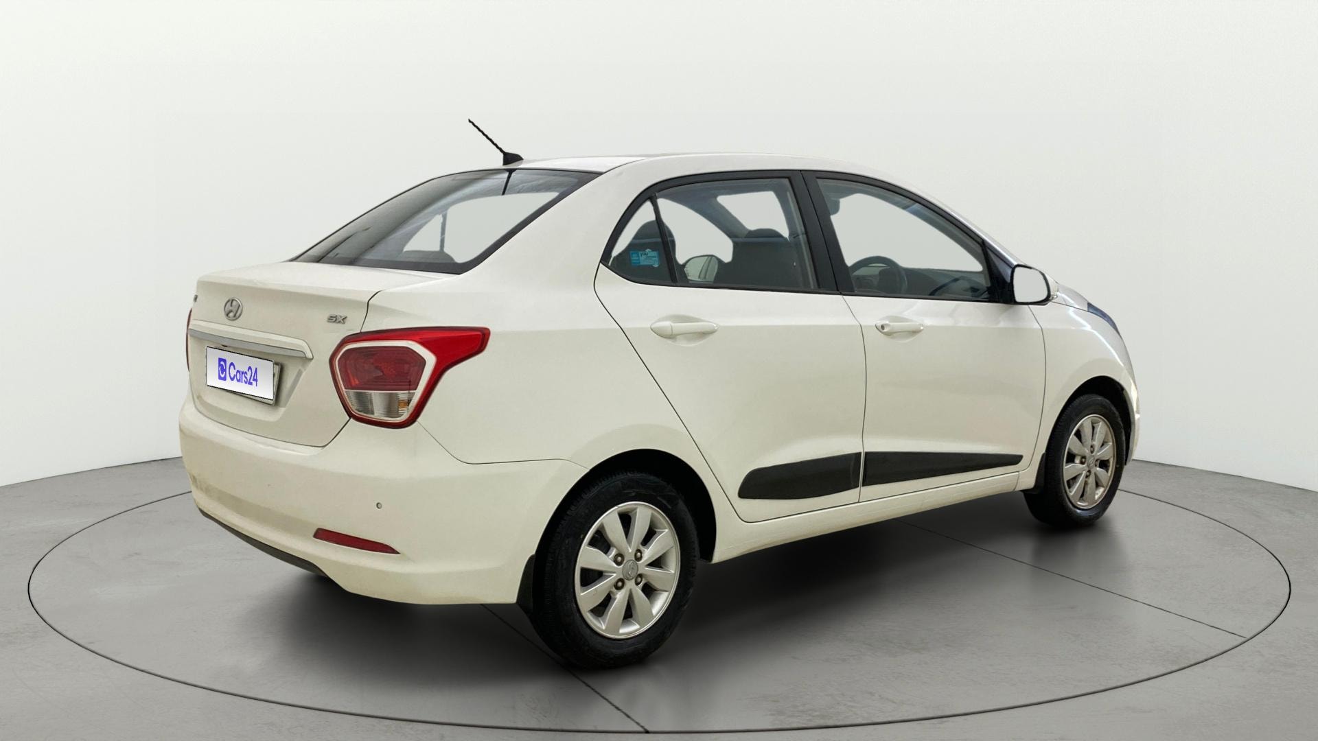 View 2017 Hyundai Xcent SX Petrol Image 41 Used 2017 Hyundai Xcent SX Petrol Image 41