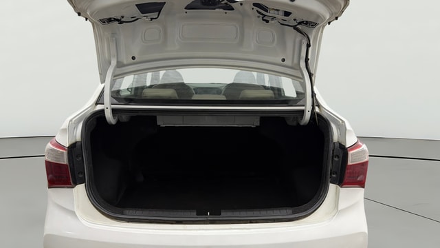 View Hyundai Xcent Image 36 Used Hyundai Xcent Image 36