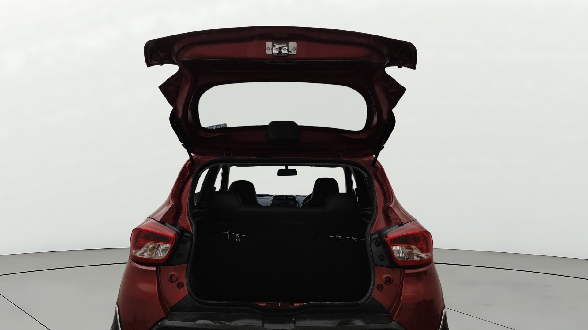 View 2018 Renault Kwid RXL 1.0 AMT BS IV Image 16 Used 2018 Renault Kwid RXL 1.0 AMT BS IV Image 16