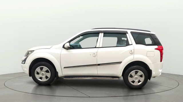 View Mahindra XUV500 Image 5 Used Mahindra XUV500 Image 5