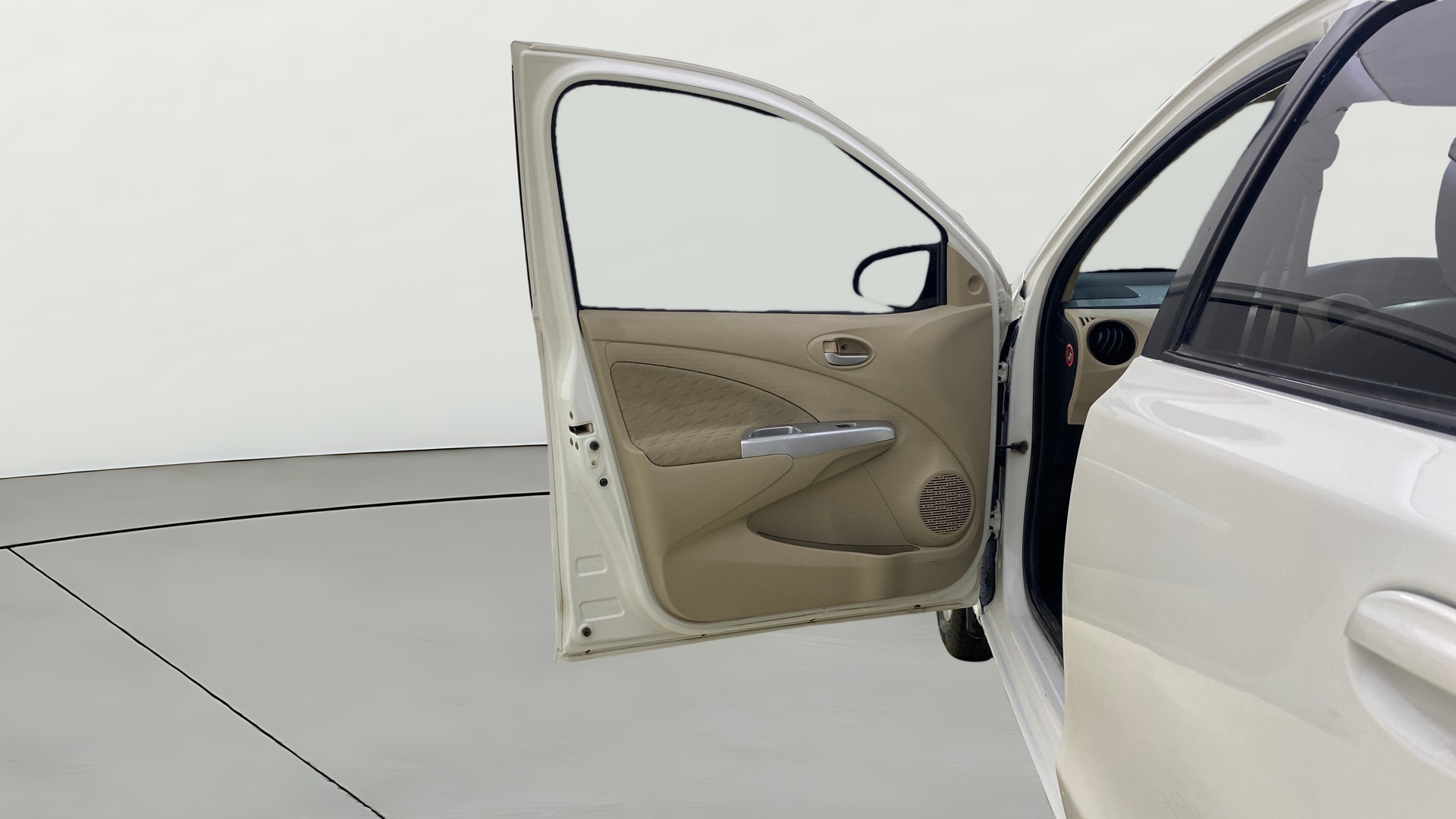 View 2019 Toyota Etios Liva V Image 31 Used 2019 Toyota Etios Liva V Image 31