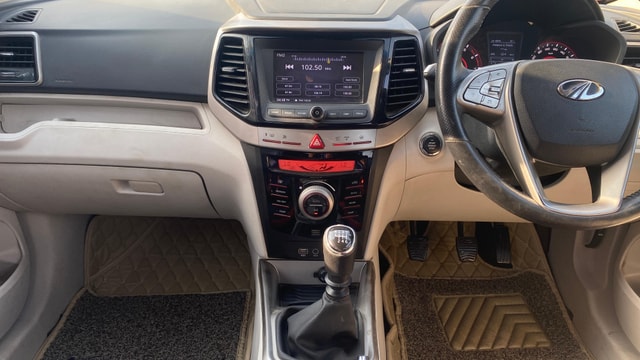 View Mahindra XUV300 Image 18 Used Mahindra XUV300 Image 18
