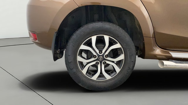 View Nissan Terrano Image 35 Used Nissan Terrano Image 35