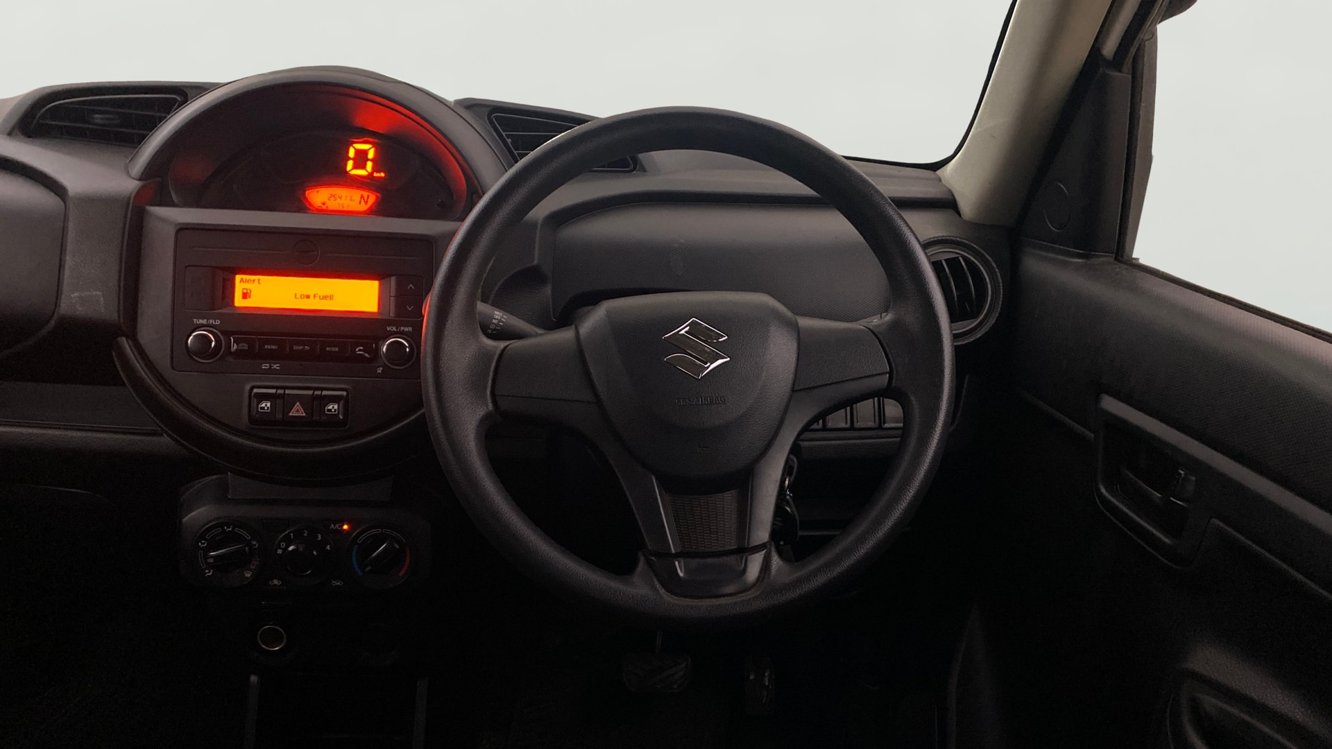 View 2021 Maruti Suzuki 1000 Base Variant Image 20 Used 2021 Maruti Suzuki 1000 Base Variant Image 20