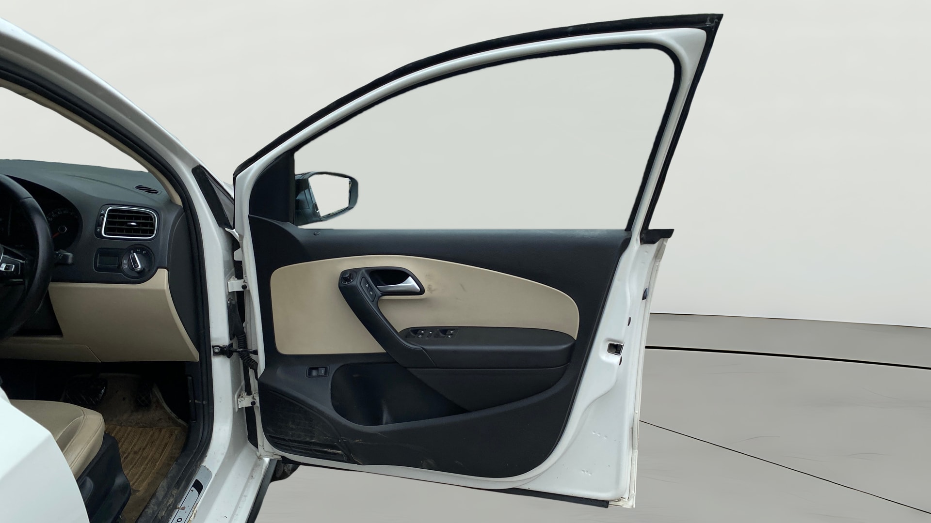 View 2019 Volkswagen Vento 1.2 L TSI Comfortline Petrol AT Image 49 Used 2019 Volkswagen Vento 1.2 L TSI Comfortline Petrol AT Image 49
