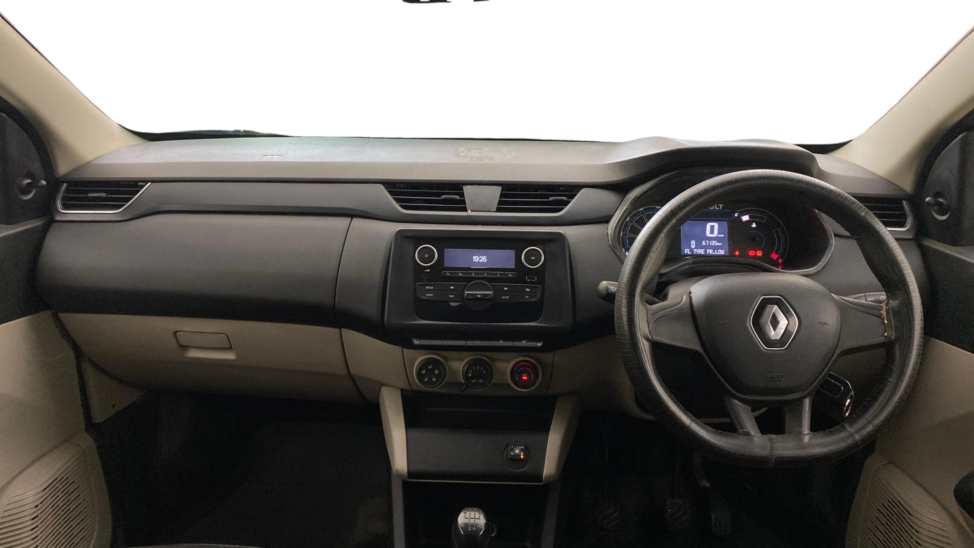 View 2024 Renault Triber RXE Image 29 Used 2024 Renault Triber RXE Image 29