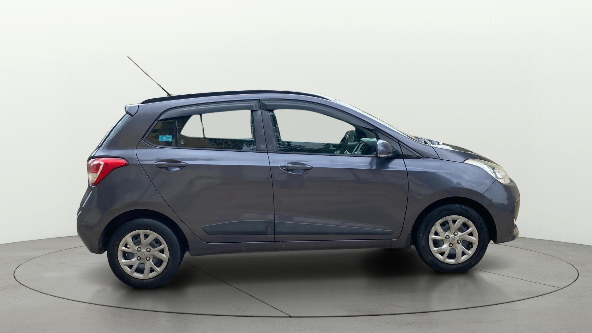 Used 2017 Hyundai Grand i10 Used 2017 Hyundai Grand i10