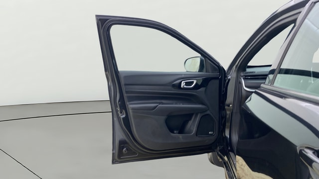 View Jeep Compass Image 39 Used Jeep Compass Image 39