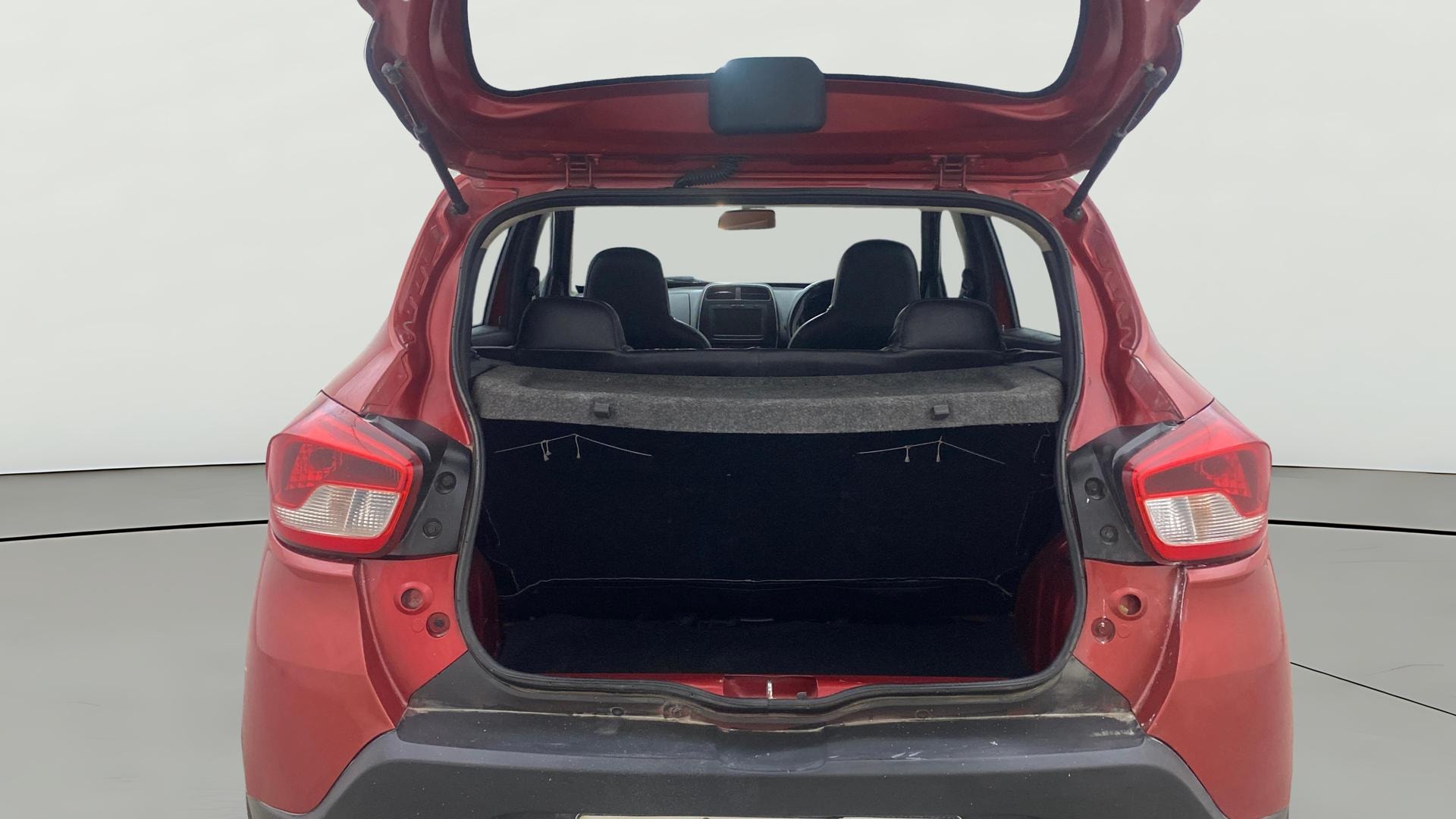 View 2019 Renault Kwid RXL 1.0 BS IV Image 37 Used 2019 Renault Kwid RXL 1.0 BS IV Image 37