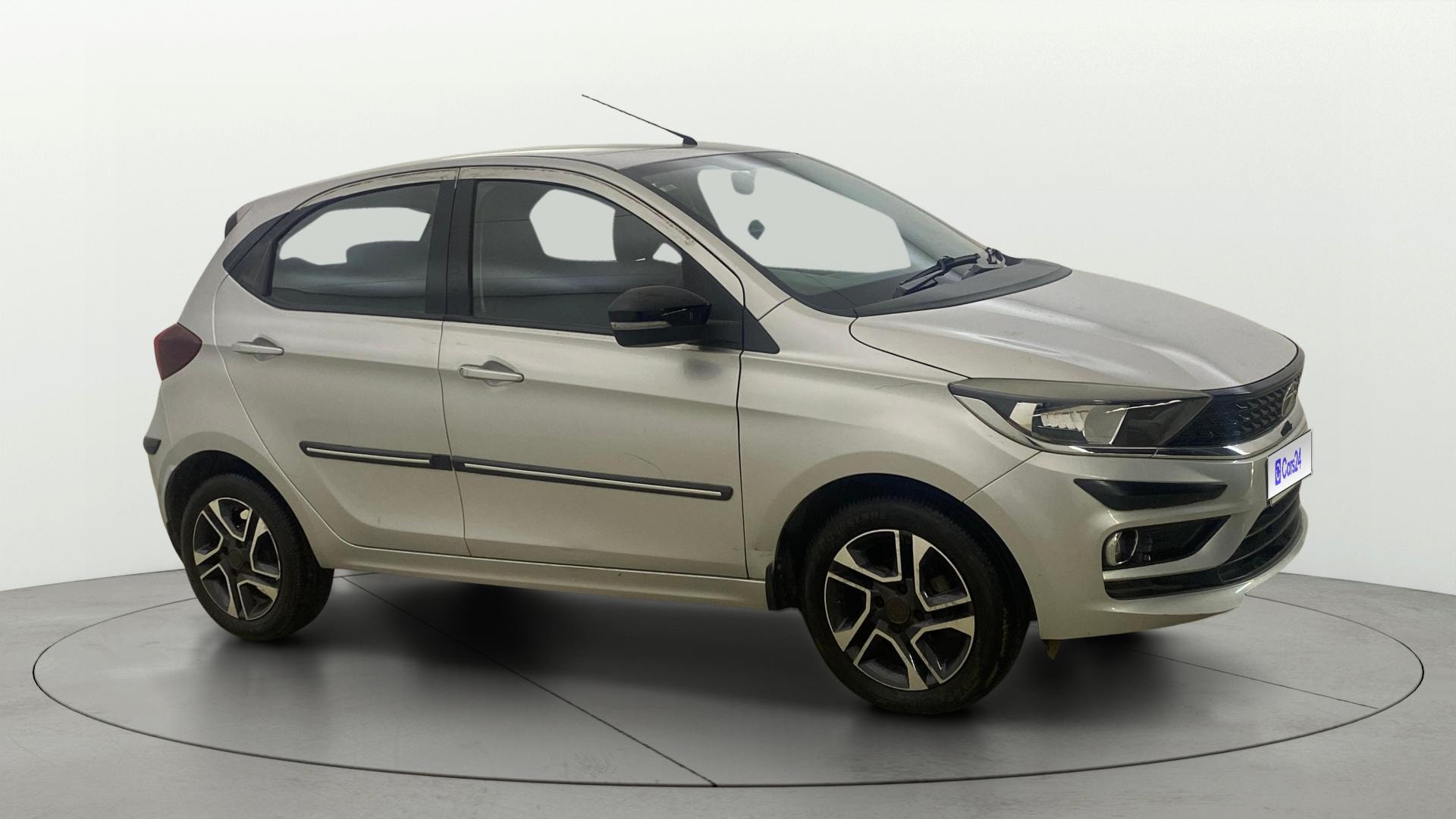 View 2021 Tata Tiago Revotorq XB Image 36 Used 2021 Tata Tiago Revotorq XB Image 36