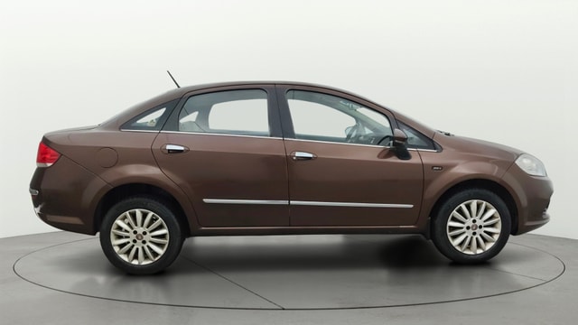 View Fiat Linea Image 8 Used Fiat Linea Image 8