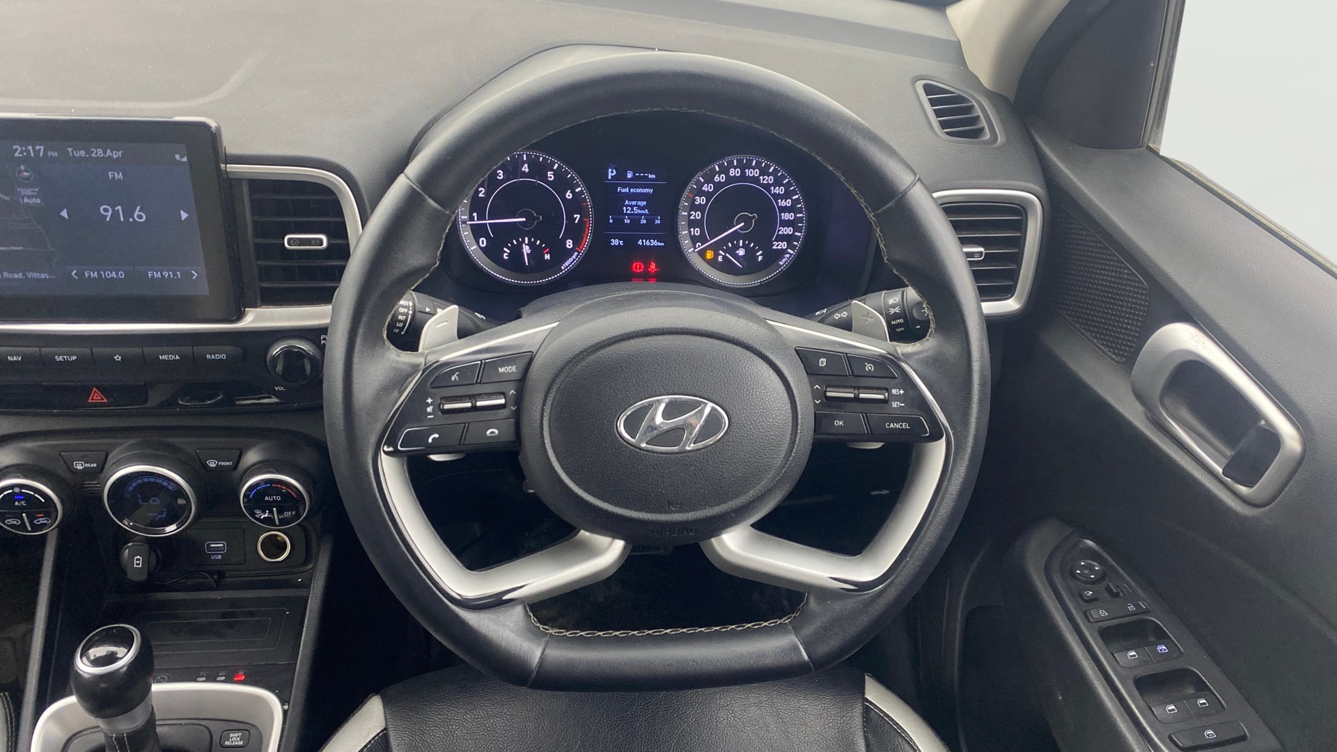 View 2020 Hyundai Venue SX Plus 1.0 Petrol AT Image 21 Used 2020 Hyundai Venue SX Plus 1.0 Petrol AT Image 21