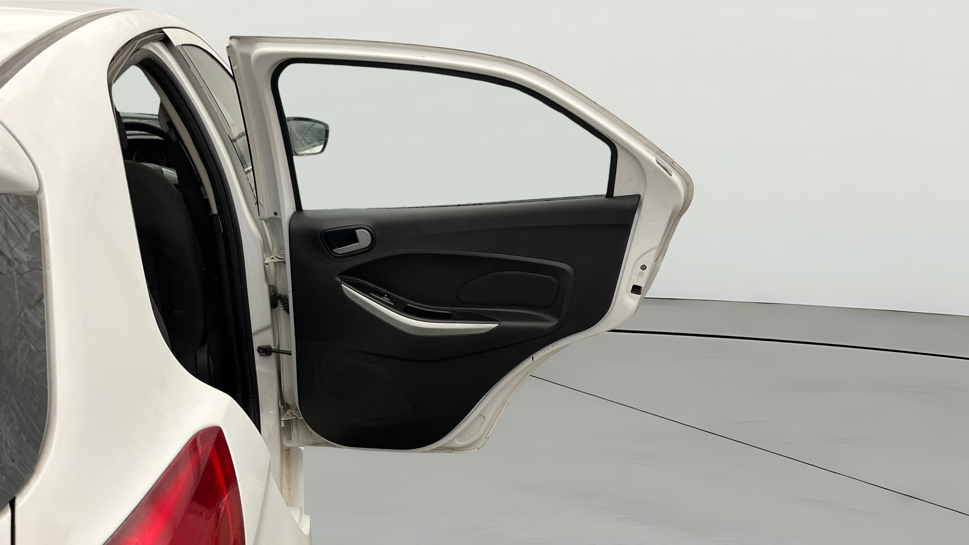 View 2015 Ford Figo Aspire 1.2P Ambiente MT BS IV Image 7 Used 2015 Ford Figo Aspire 1.2P Ambiente MT BS IV Image 7