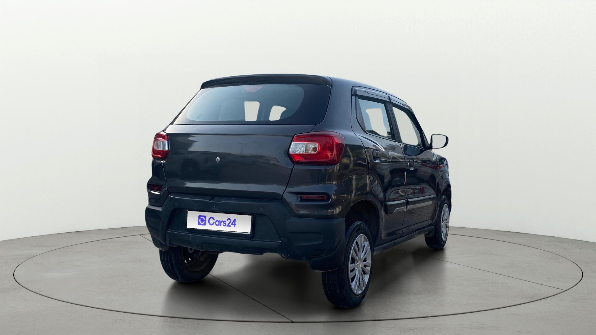 View 2023 Maruti Suzuki 1000 Base Variant Image 42 Used 2023 Maruti Suzuki 1000 Base Variant Image 42